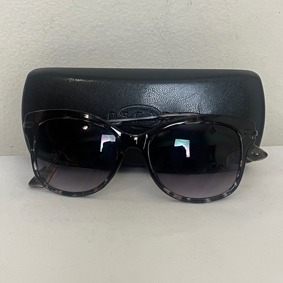 Oscar De La Renta Acetate Tortoise Shell Cat Eye Sunglasses Black - Picture 6 of 17